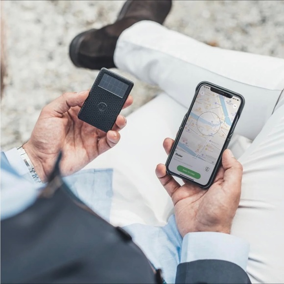 TRACKER CARD - Picture 4 of 5